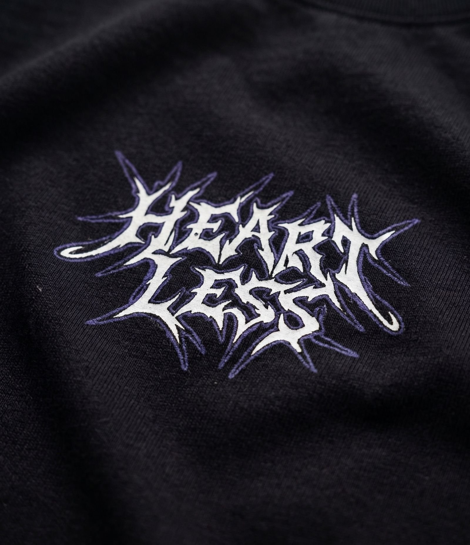 Camiseta Oversized em Algodão Heartless Brilha no Escuro Preto 3