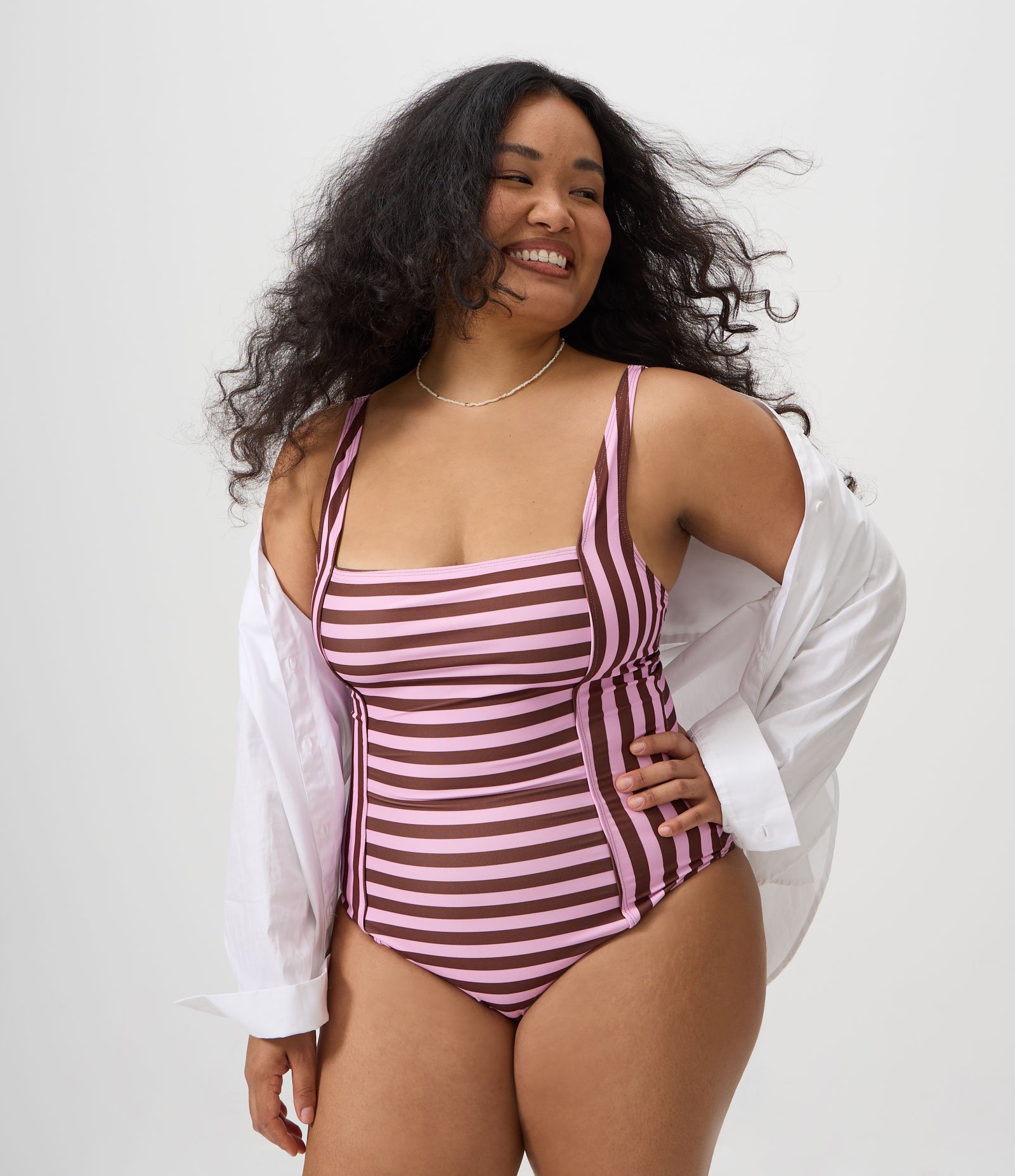 Maiô em Microfibra Listrado com Proteção UV 50+ Curve & Plus Size Marrom 1