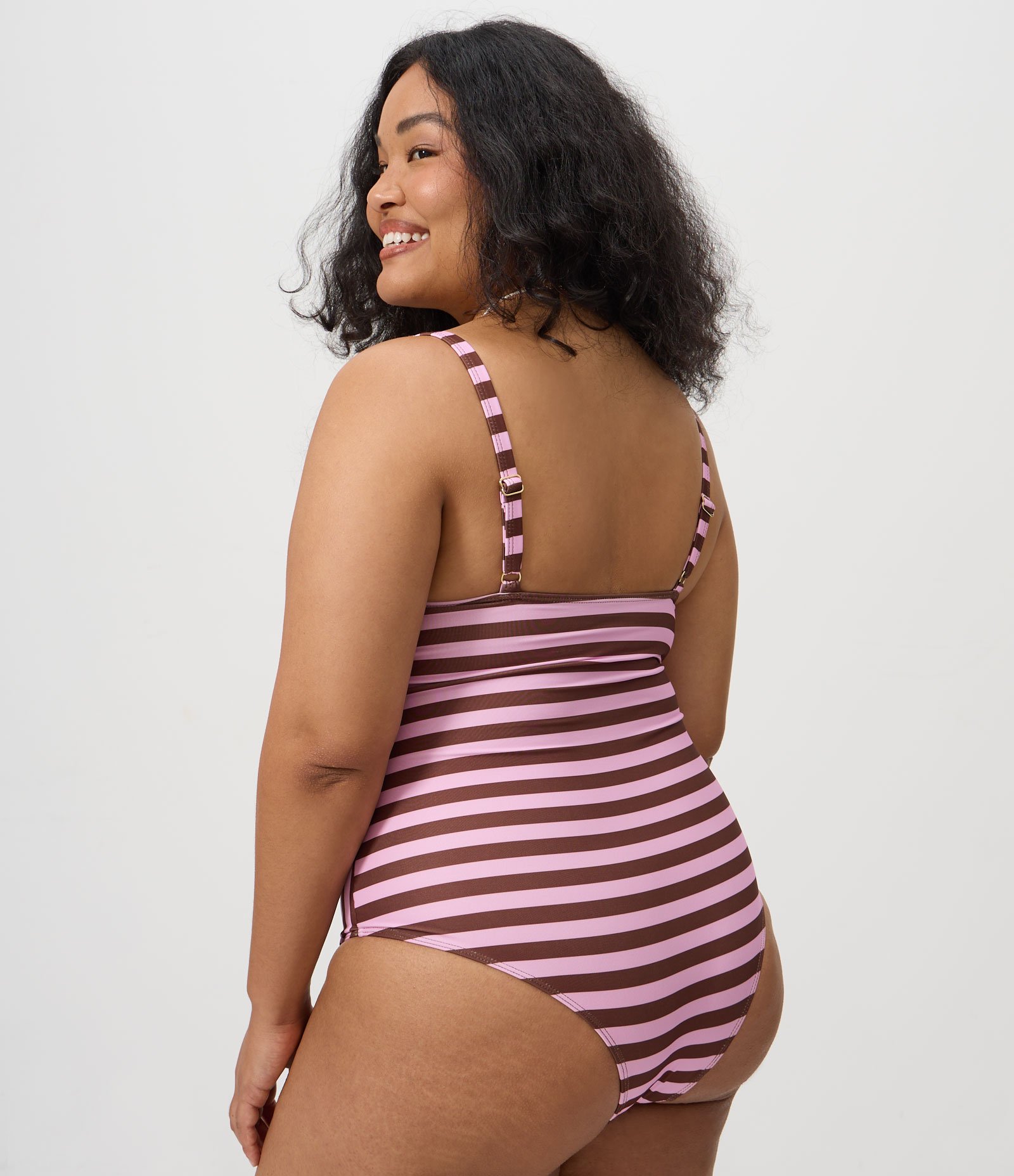 Maiô em Microfibra Listrado com Proteção UV 50+ Curve & Plus Size Marrom 4