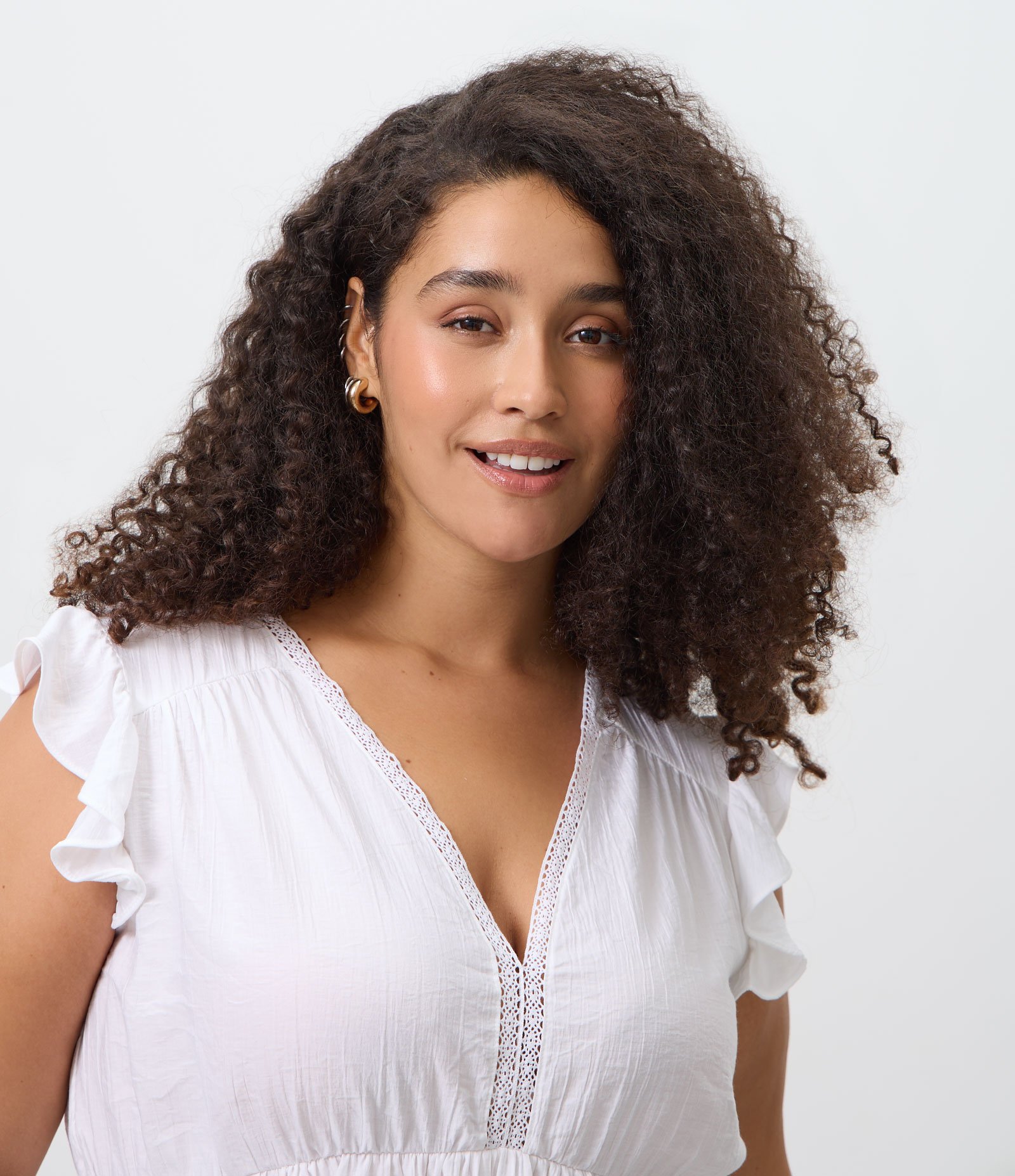 Blusa em Viscose Texturizada com Rendinhas Curve & Plus Size Branco 3