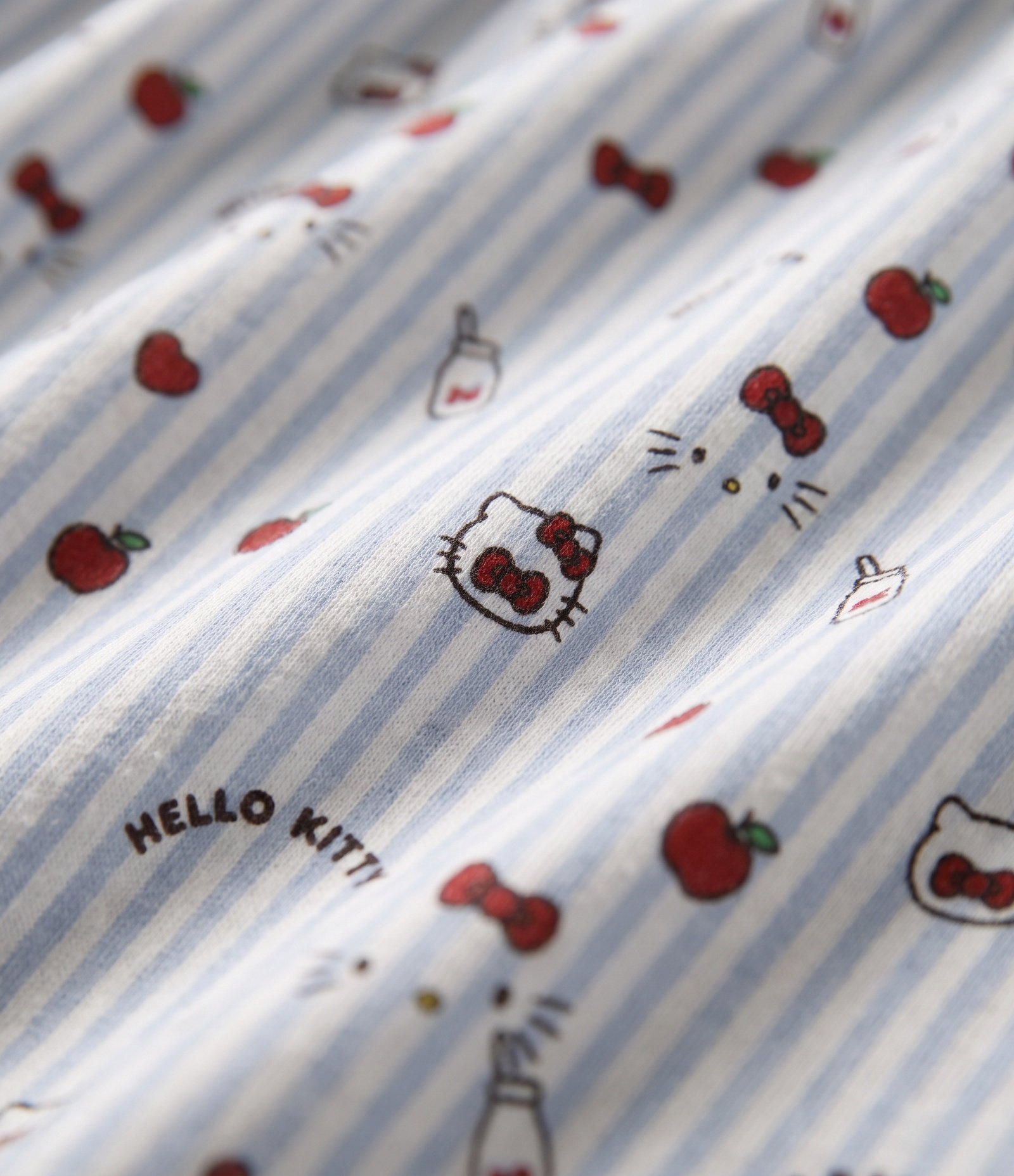 Vestido Infantil Evasê Listrado com Estampa Hello Kitty - Tam 1 a 6 Anos Off White 3