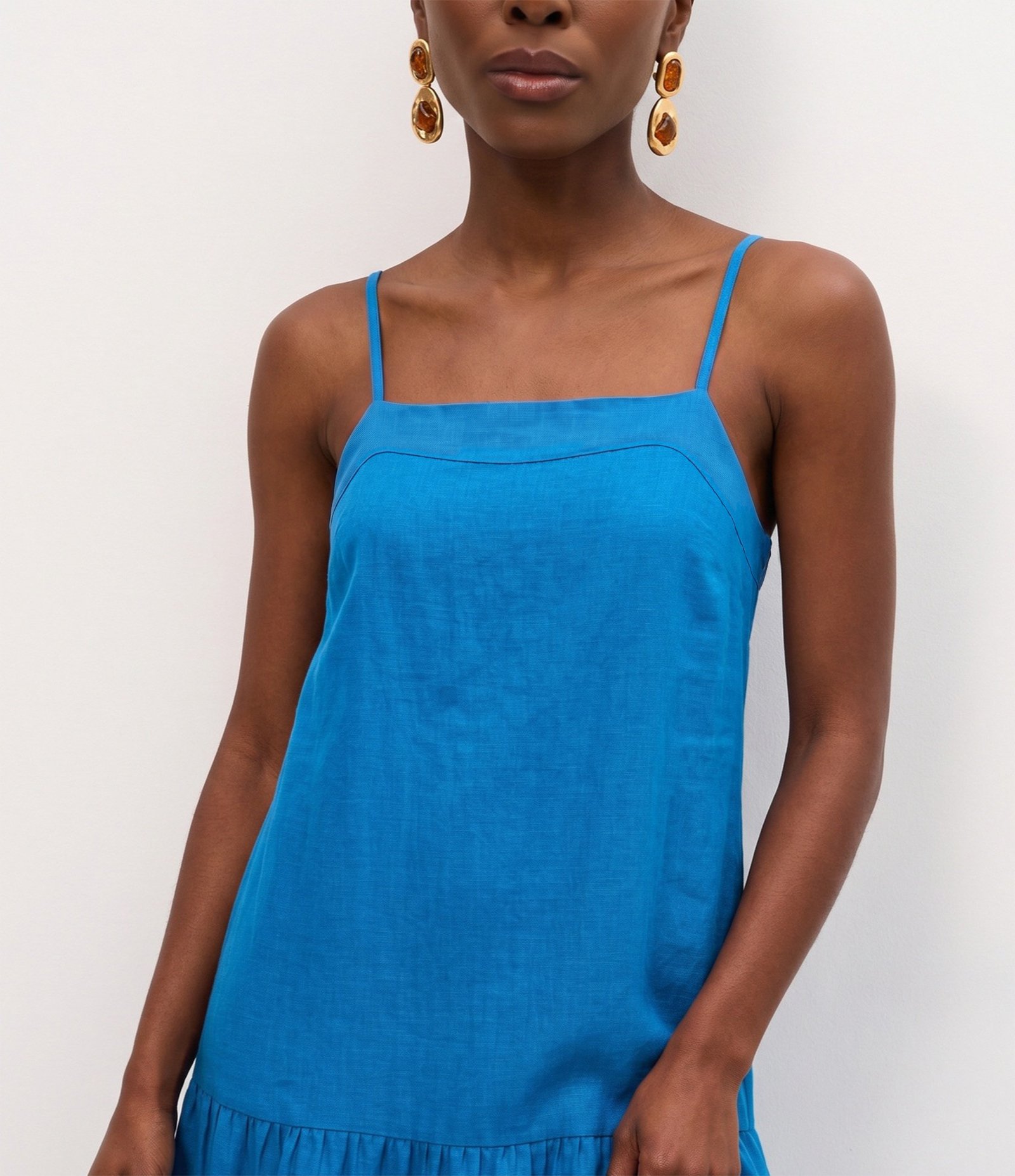 Vestido Longo Evasê em Viscose com Alças Finas Azul 1