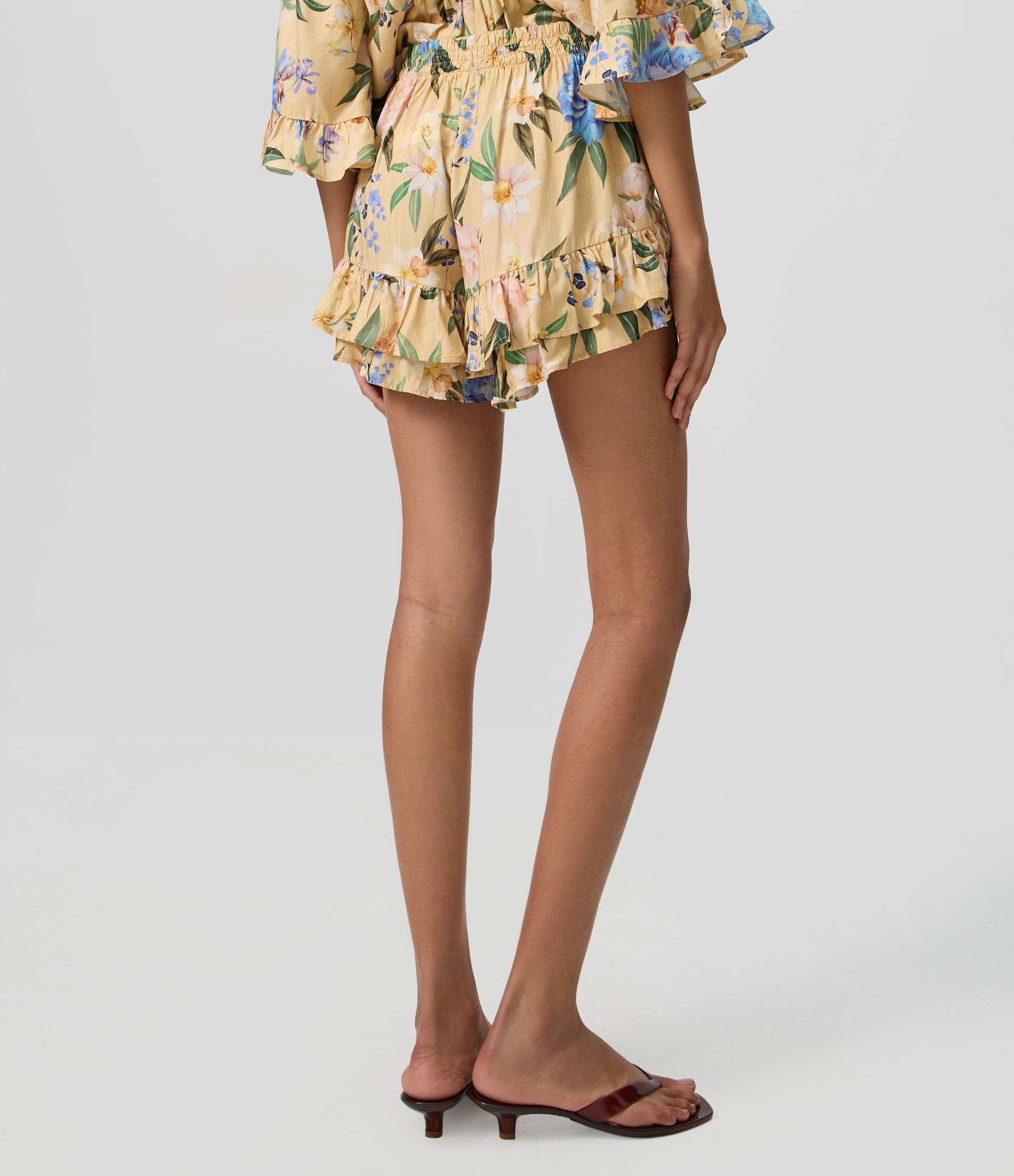 Short Saia Floral em Viscolinho com Babados e Cintura Alta Amarelo 5