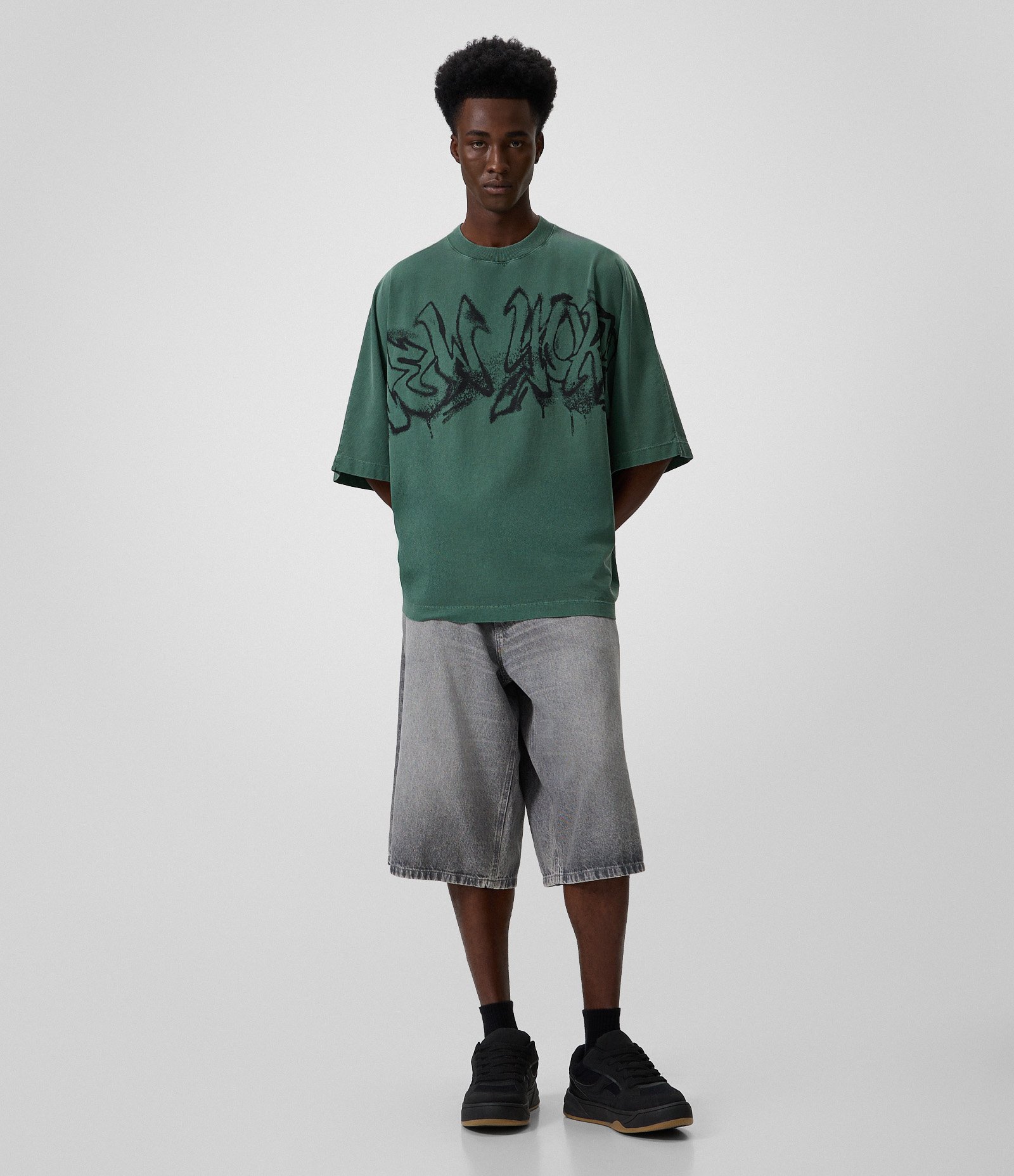Camiseta Oversized em Algodão Grafite New York Verde 2