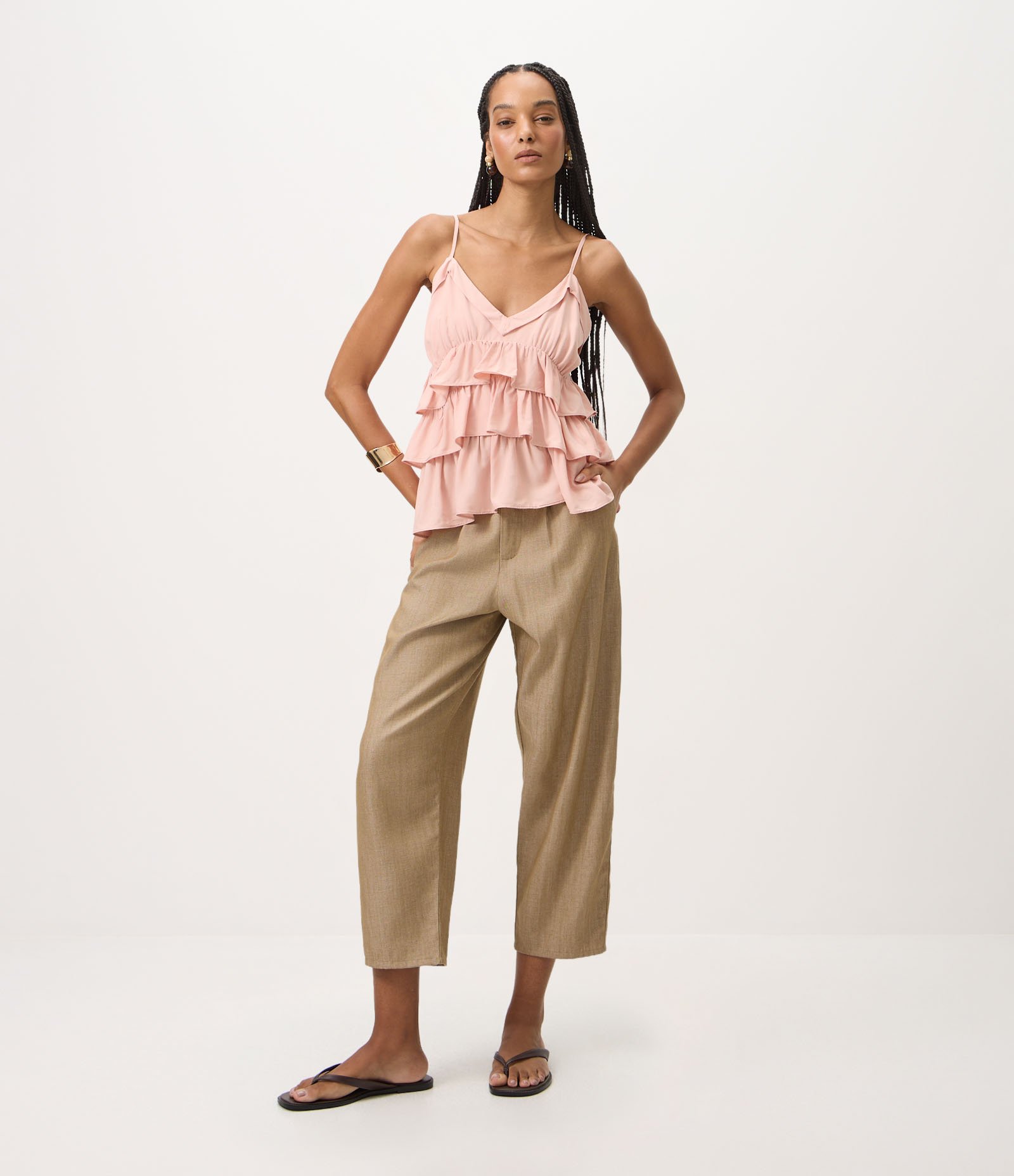 Blusa em Viscose com Decote V e Babados em Camadas Rosa 2