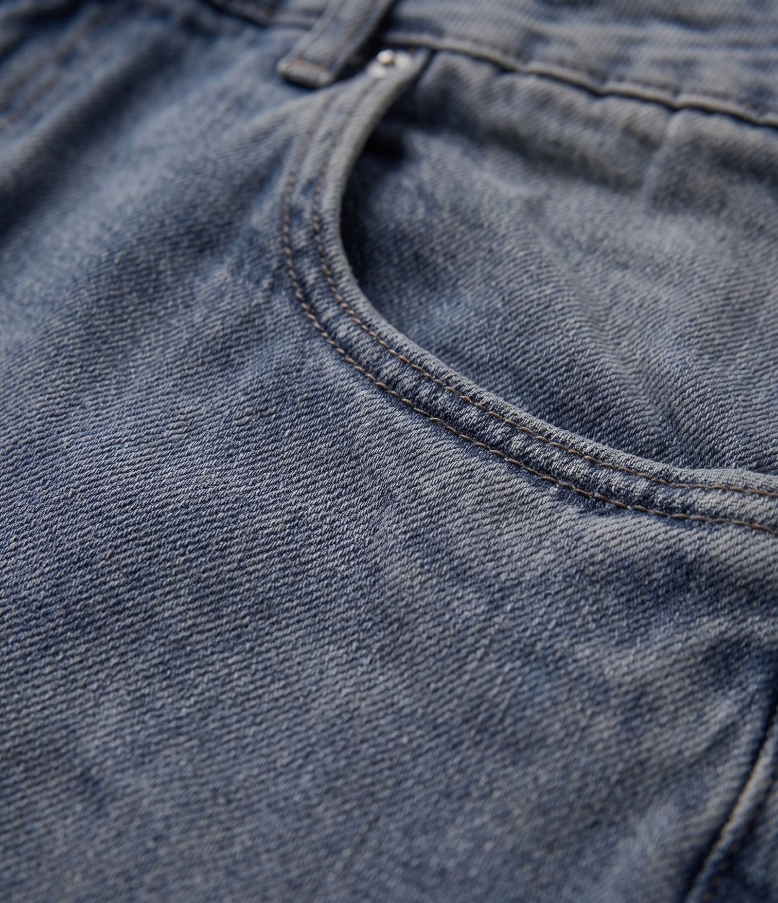 Calça Baggy em Jeans com Lavagem Estonada Azul 6