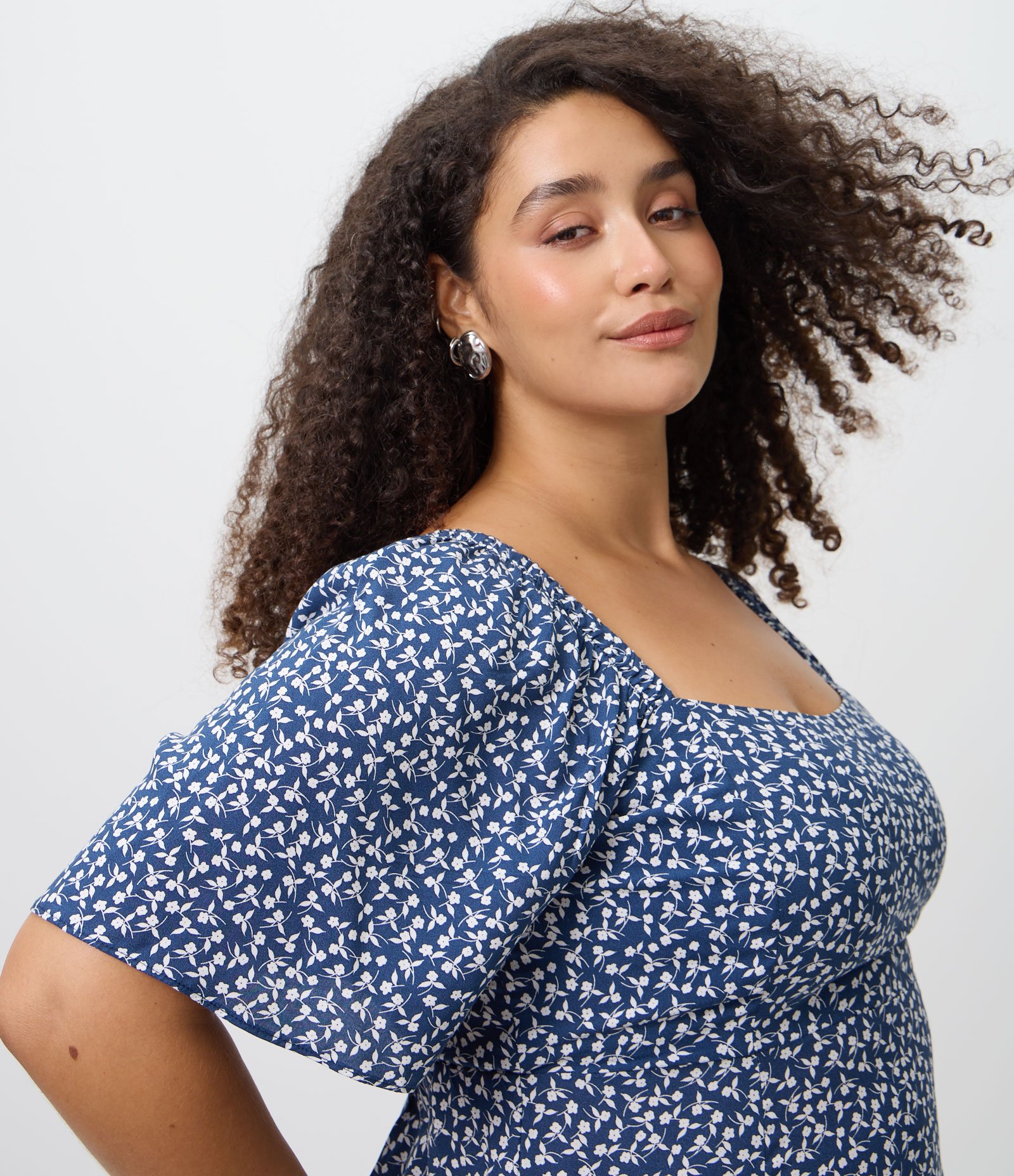 Vestido Midi em Viscose com Floral Liberty Curve & Plus Size Azul 3