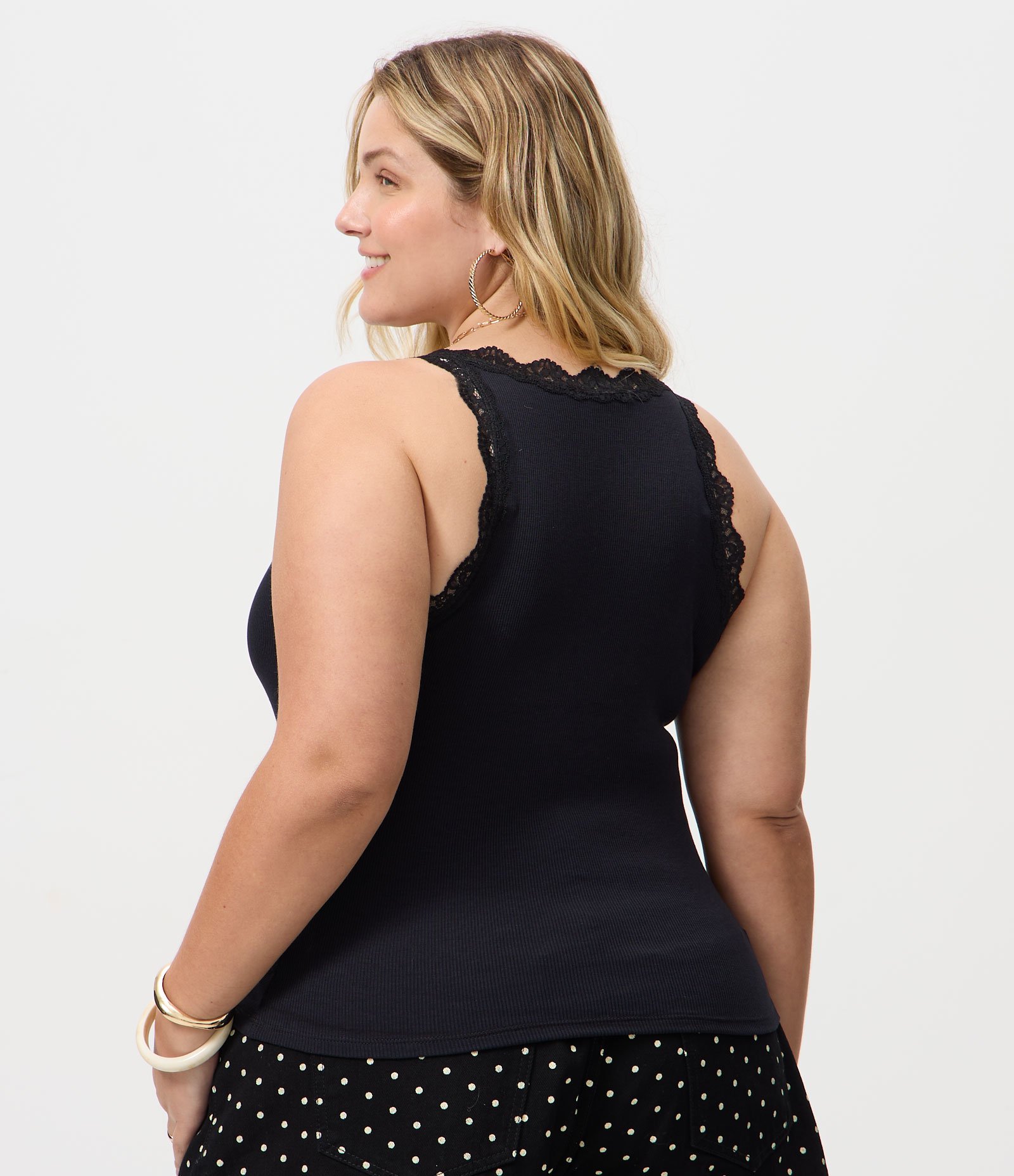Blusa em Ribana com Acabamento em Renda Curve & Plus Size Preto 4