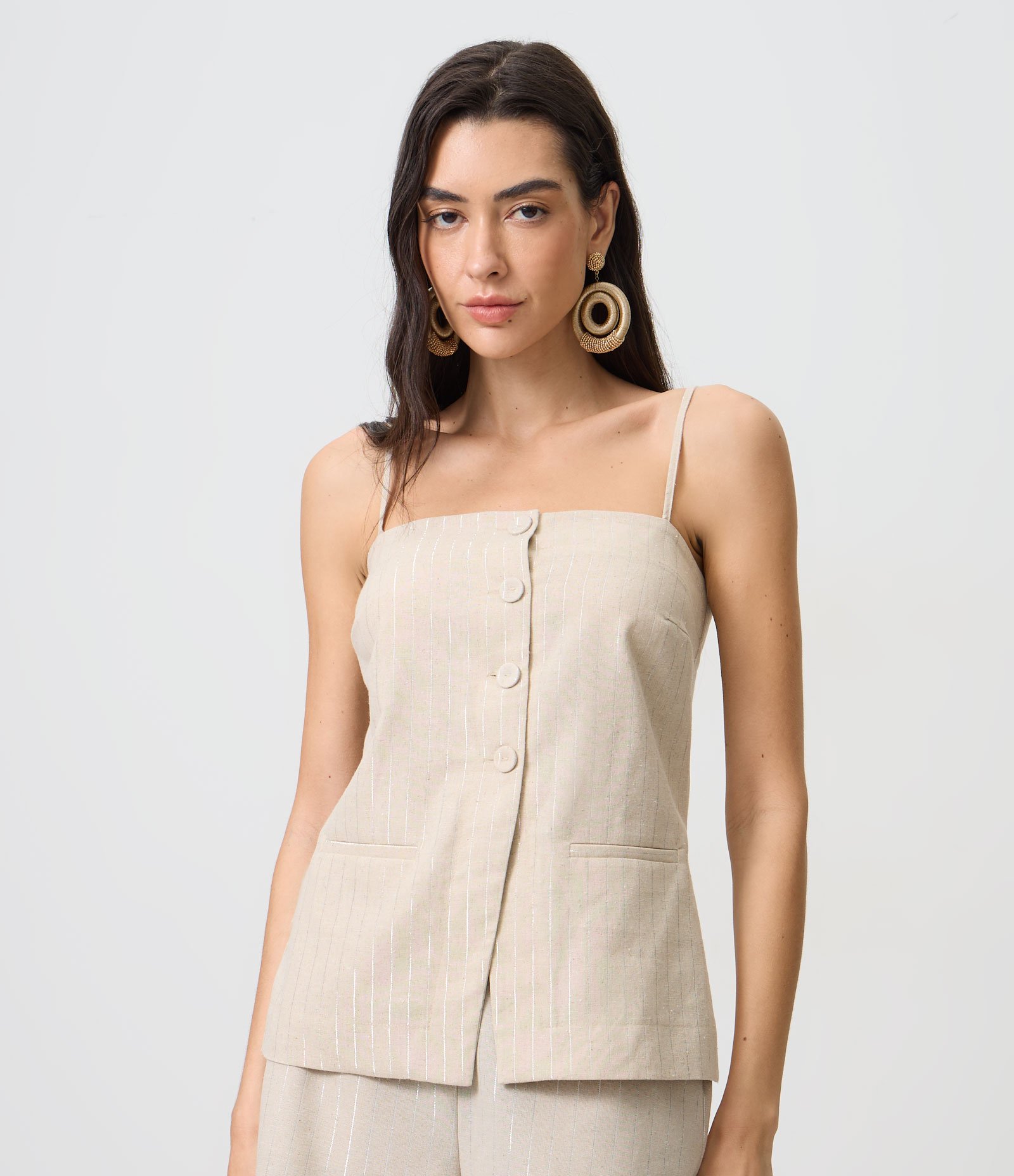 Blusa com Brilho e Abotoamento Frontal Bege 1