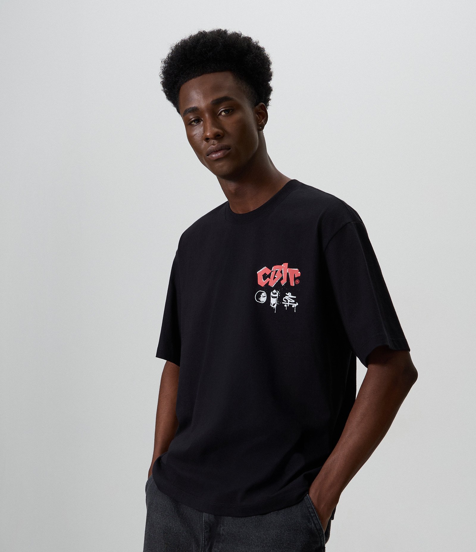 Camiseta Boxy em Algodão Charlie Brown Jr Preto 6
