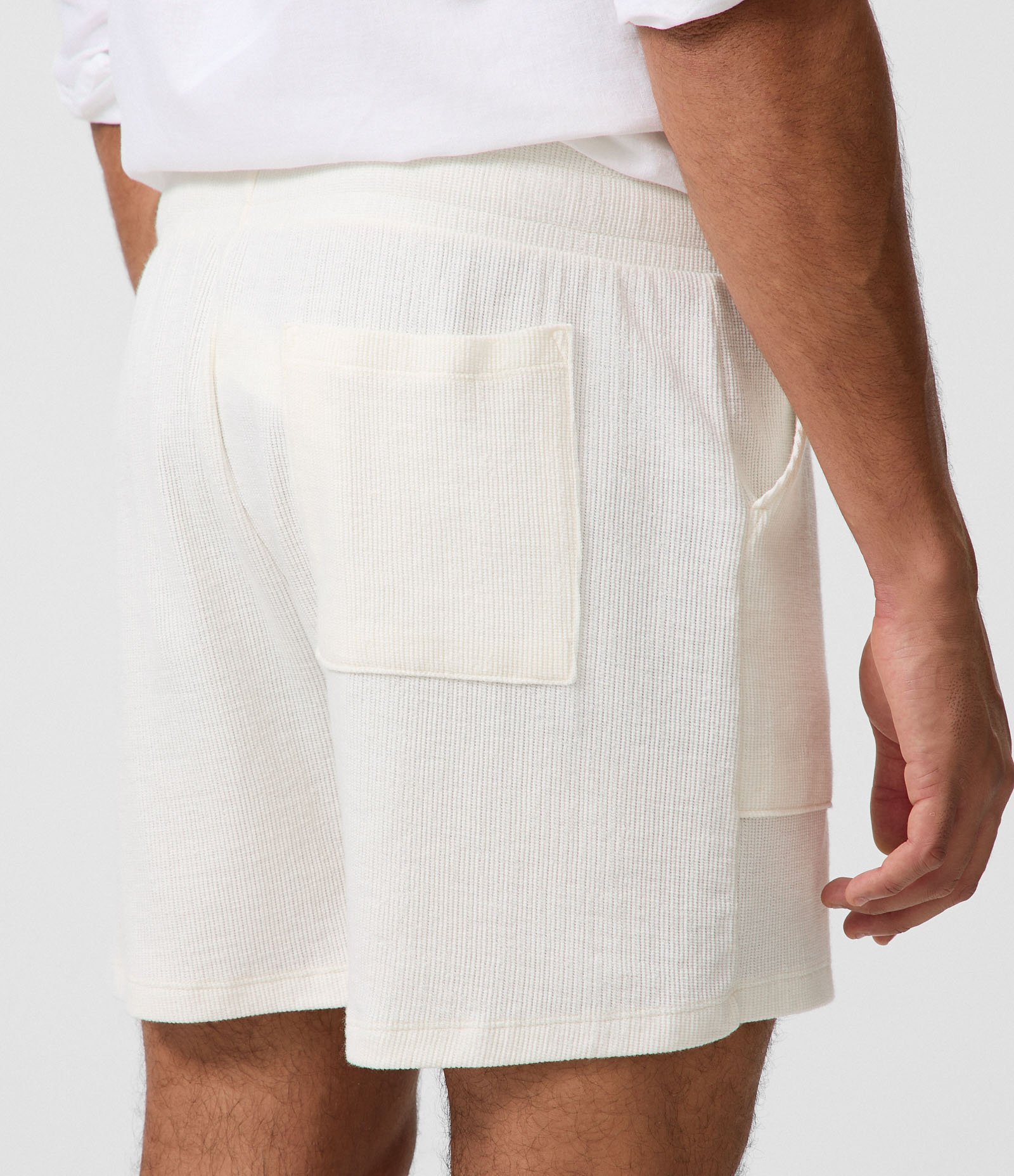 Bermuda Reta Texturizada em Cotton com Cós Elástico Off White 4