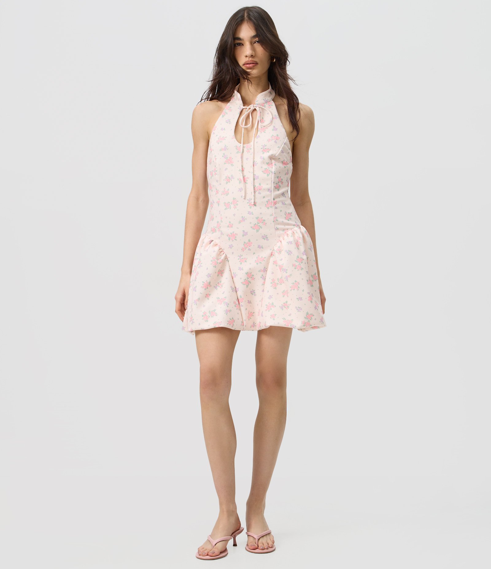 Vestido Halter Floral com Anquinhas e Decote Gota Rosa Claro 2