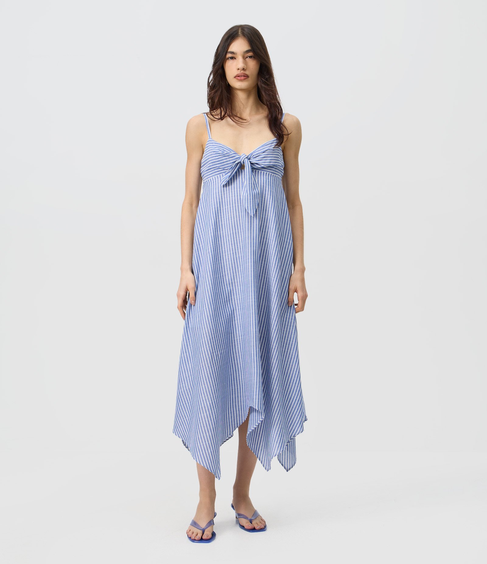Vestido Long Midi Listrado com Decote Coração e Laço Azul 1
