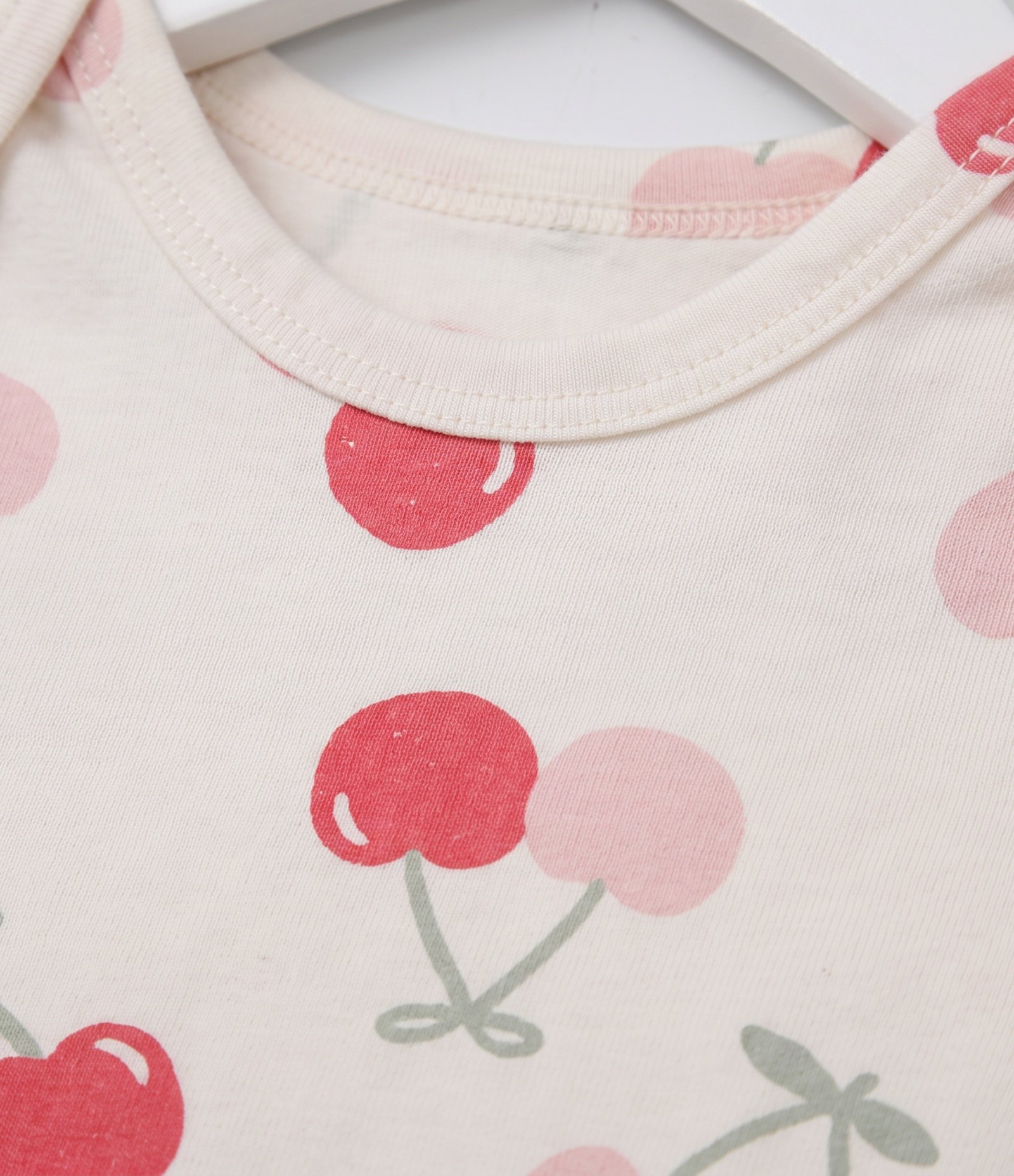 Body Bebê em Cotton Estampa de Cerejas com Gola Americana - Tam 0 a 18 Meses Bege 6