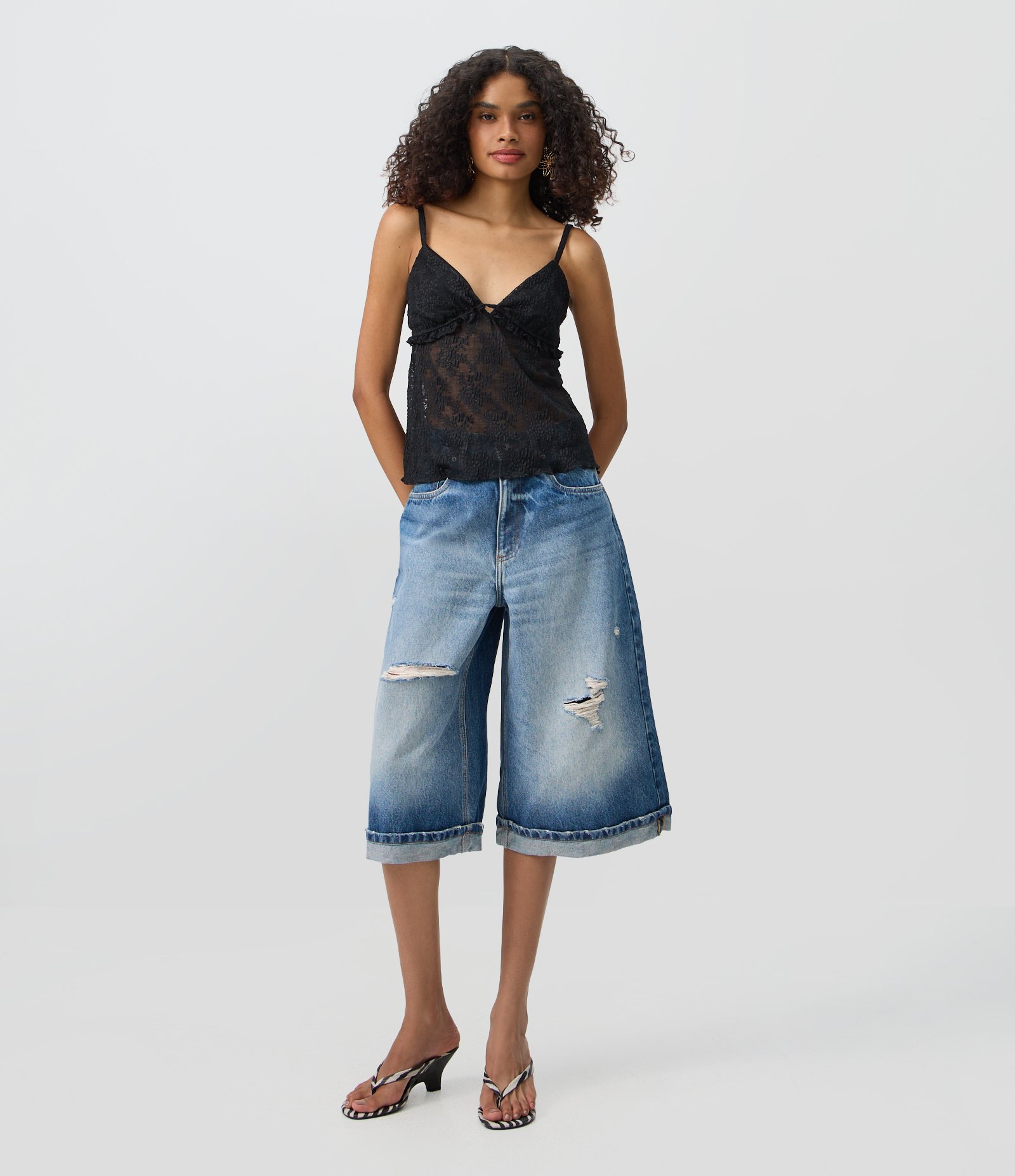 Bermuda Jorts Jeans Destroyed com Barra Dobrada Azul 1