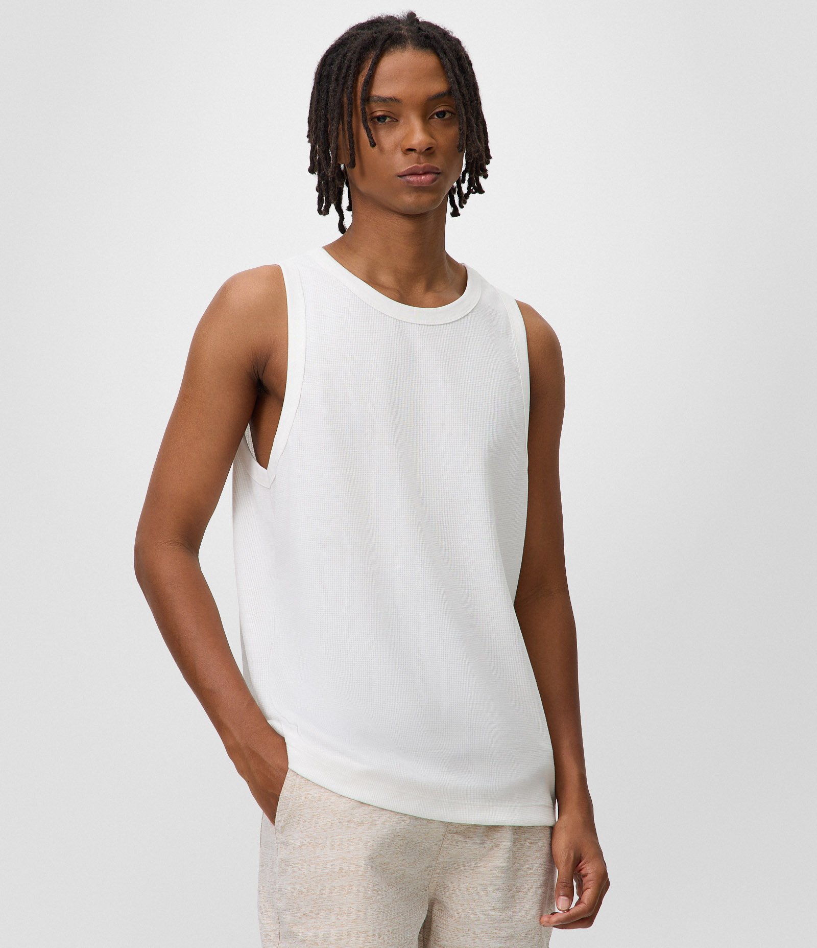 Regata Comfort Básica em Malha Waffle Branco 1