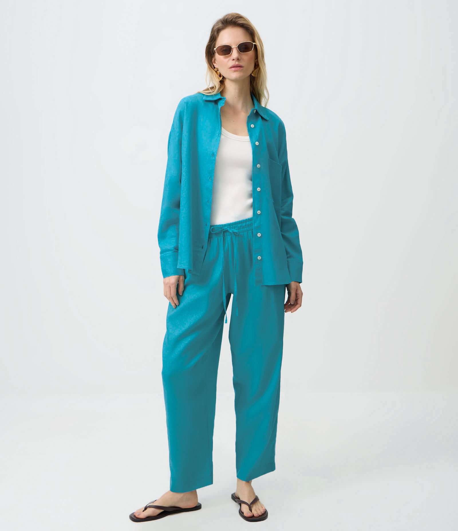 Camisa Oversized em Linho com Bolso Frontal Azul 3