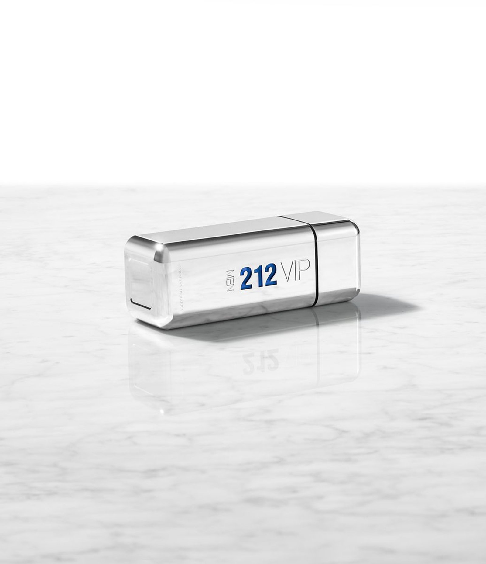 Perfume 212 Vip Men Carolina Herrera Eau de Toilette 4