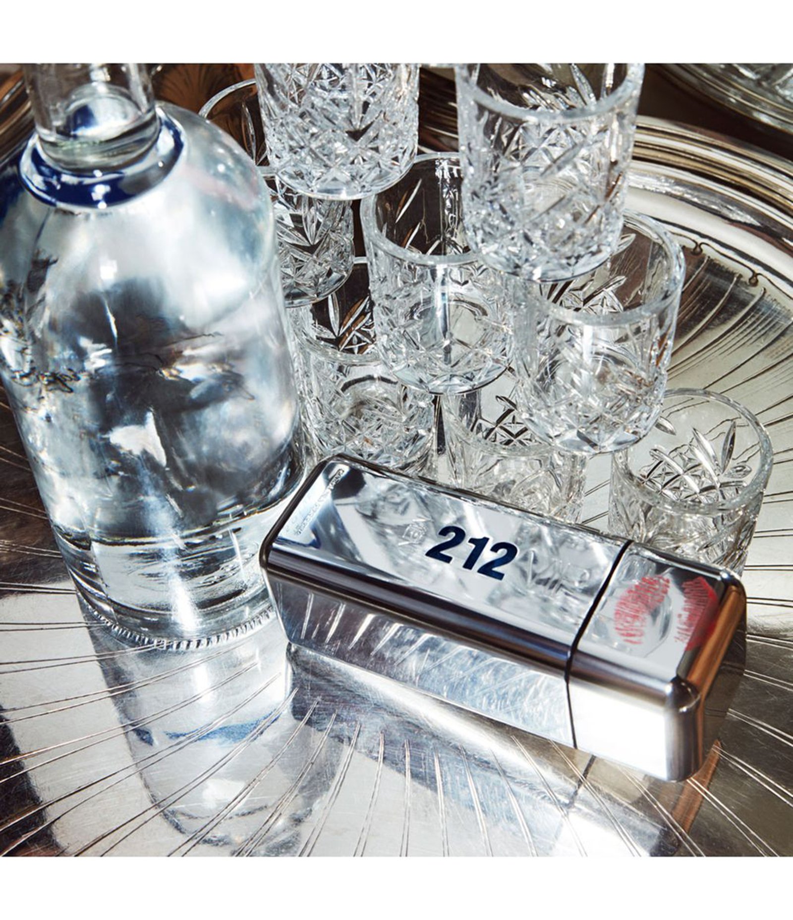 Perfume 212 Vip Men Carolina Herrera Eau de Toilette 6