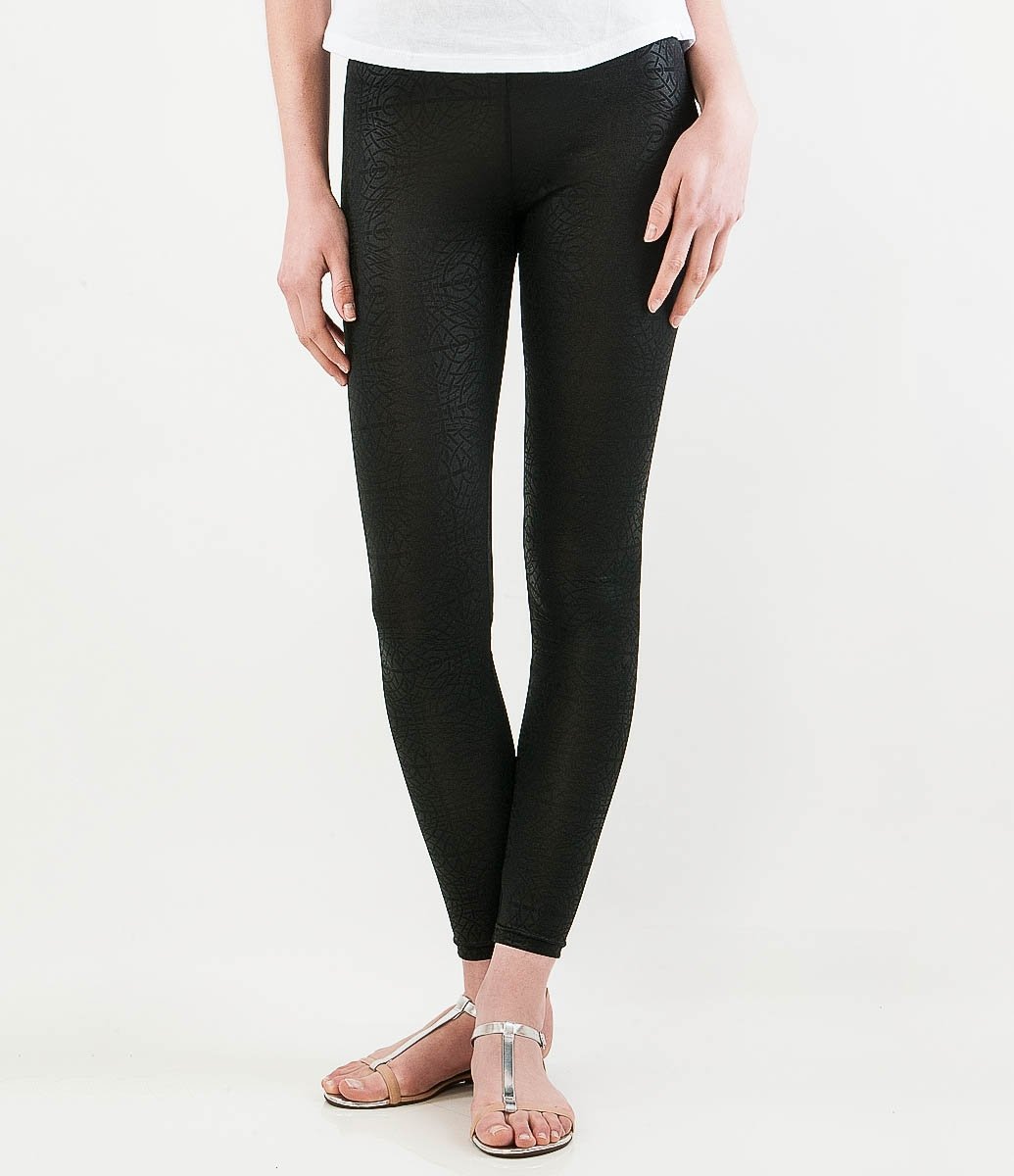 calça legging feminina com brilho preta