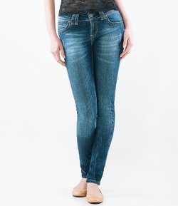 Calça Superskinny Feminina em Jeans