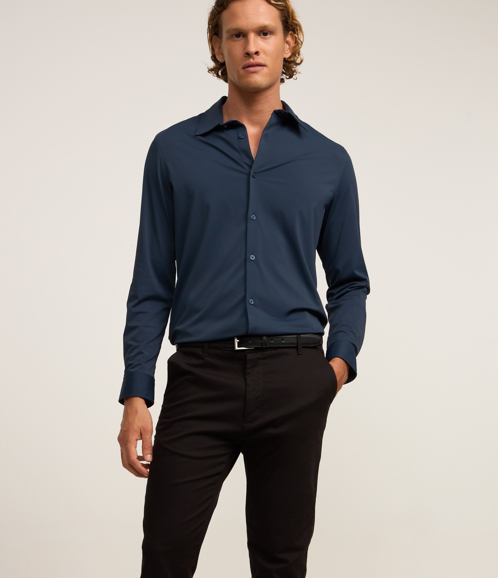 Calça Slim em Sarja com Elastano Preto 3