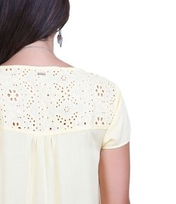 blusa bordada renner