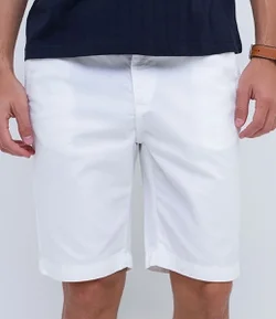 Bermuda Reta em Sarja com Bolso