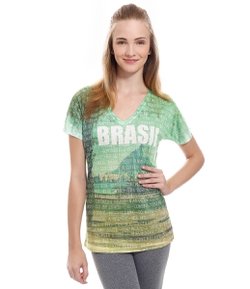 Camiseta Esportiva Feminina com Estampa do Brasil