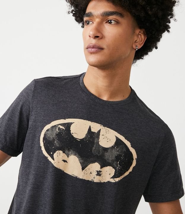 Camiseta em Algodão com Estampa do Batman e Manga Curta Preto 4