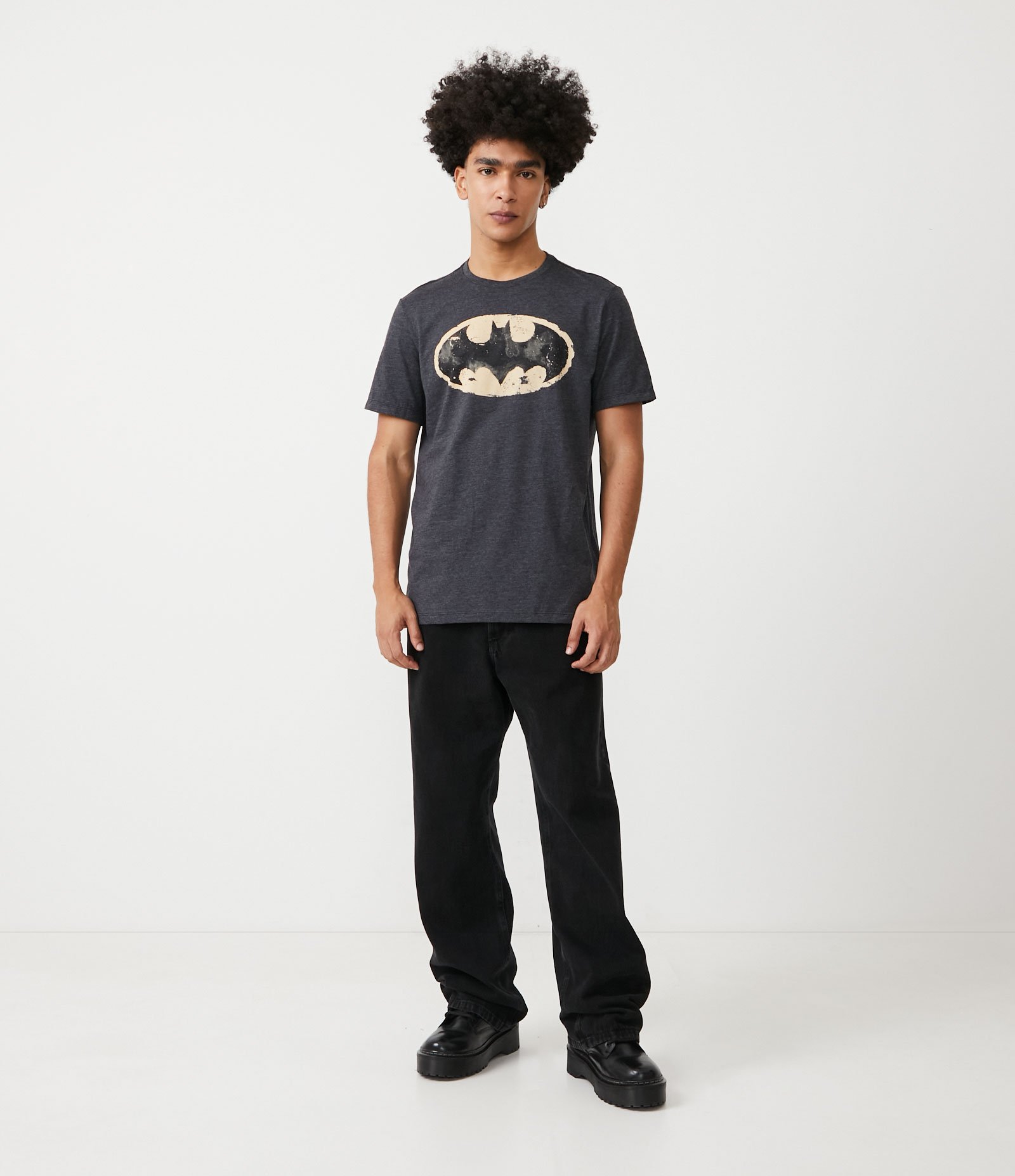 Camiseta em Algodão com Estampa do Batman e Manga Curta Preto 2
