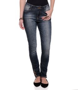 Calça Cigarrete Feminina em Jeans com Botão Lateral