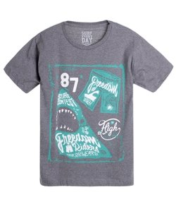 Camiseta com Estampa de Tubarão - Tam 10 a 16 