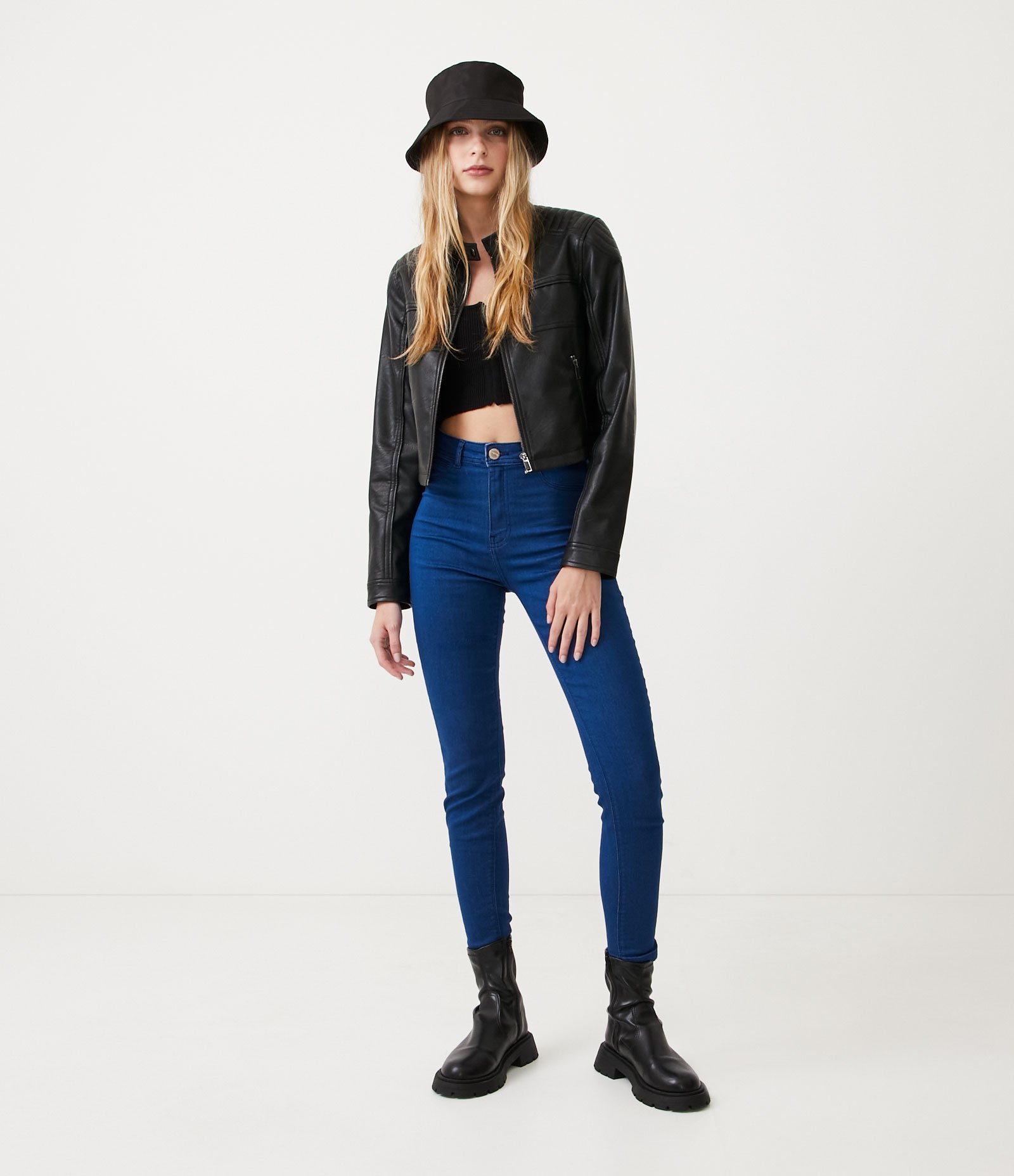 Calça Skinny em Jeans com Cintura Alta e Passantes no Cós Azul 1