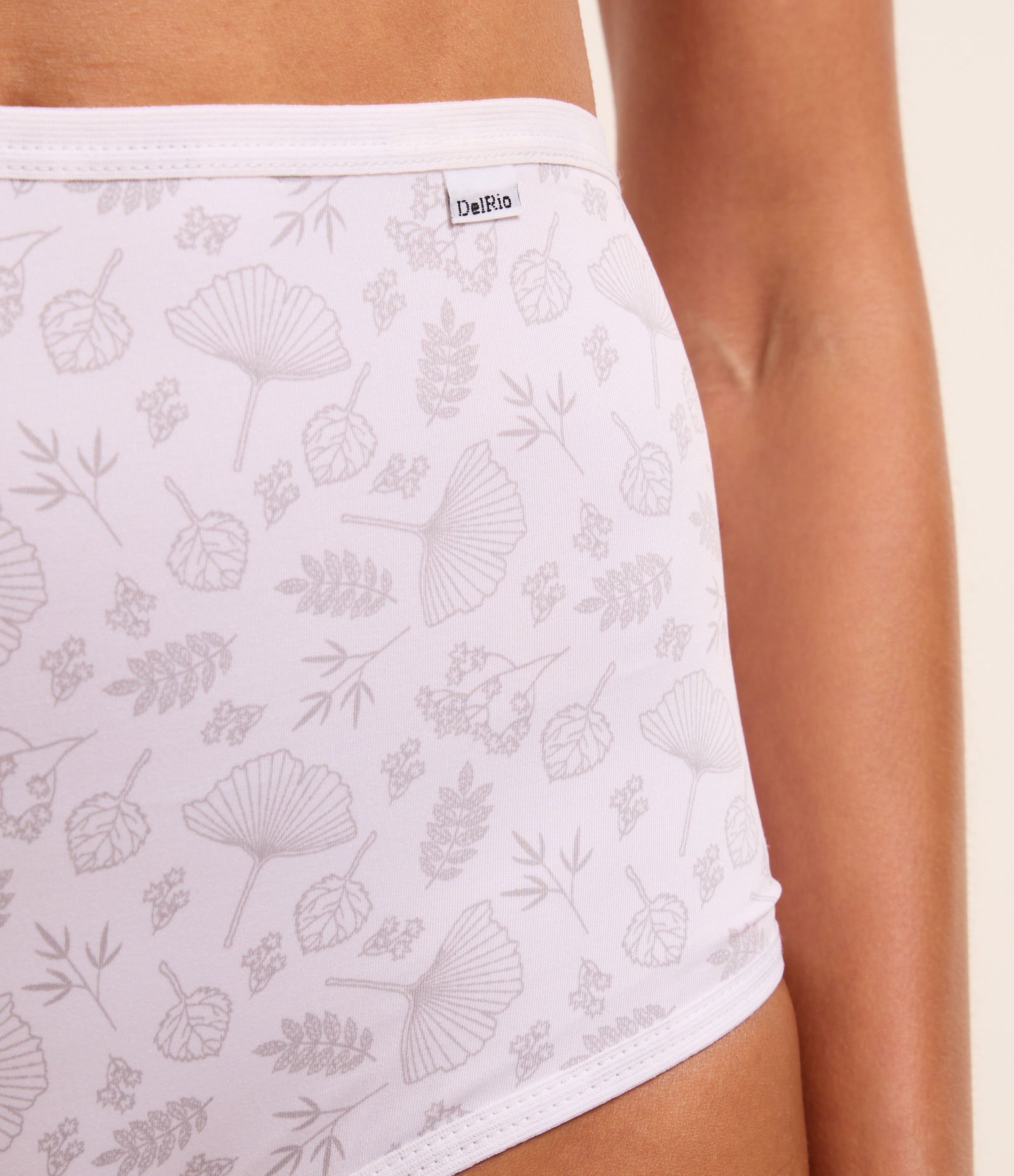 Kit 02 Calcinhas Altas em Microfibra Lisa e Estampada Folhagem DelRio Cinza/ Roxo 5