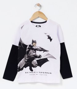 Camiseta Infantil com Estampa Batman VS Superman - Tam 4 a 12 