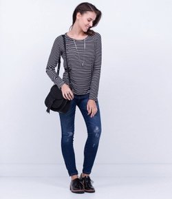 Blusa Manga Longa em Viscose Estampa Listras