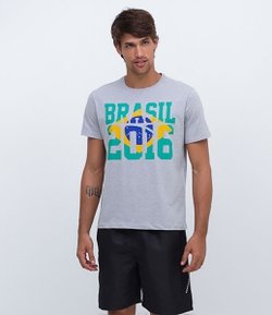 Camiseta Esportiva com Estampa do Brasil