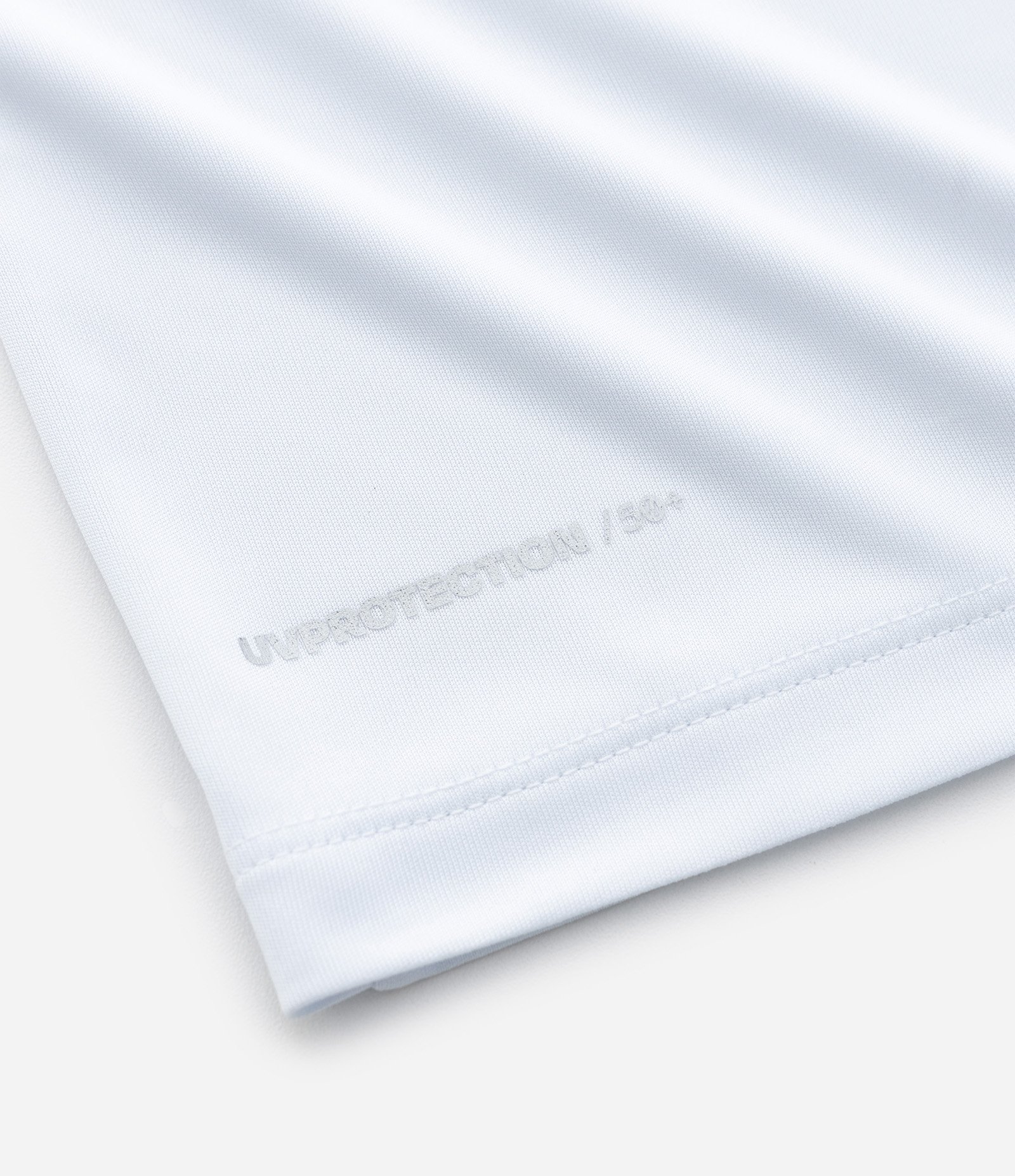 Camiseta Esportiva Básica com Proteção UV e Manga Curta Branco 10