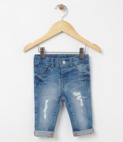 Calça Infantil em Jeans com Rasgos - Tam 0 a 18 meses