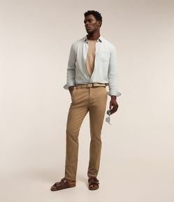 Calça Slim Básica em Sarja com Elastano