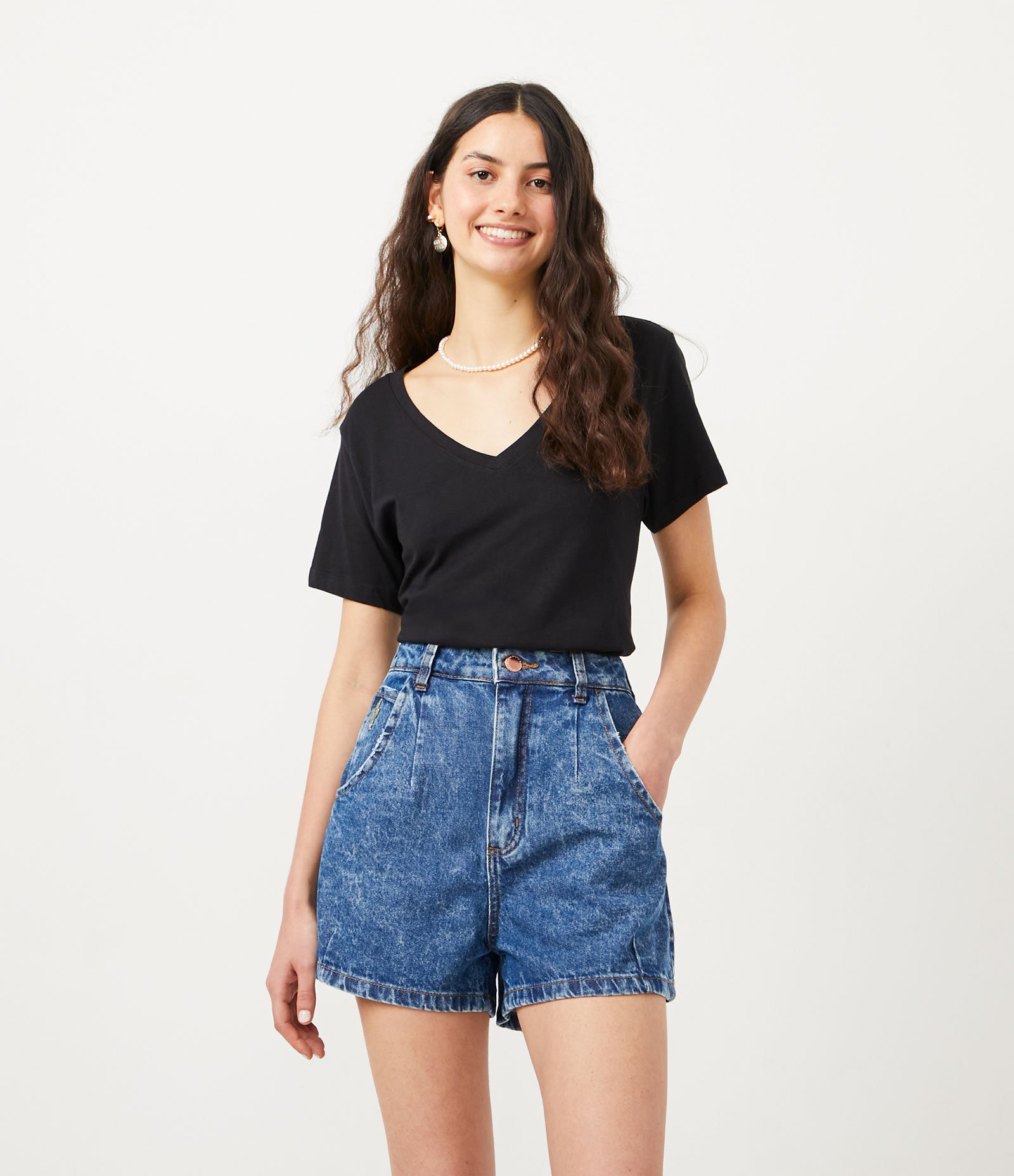 Camiseta em Algodão com Gola V e Manga Curta Stretch Limo 1