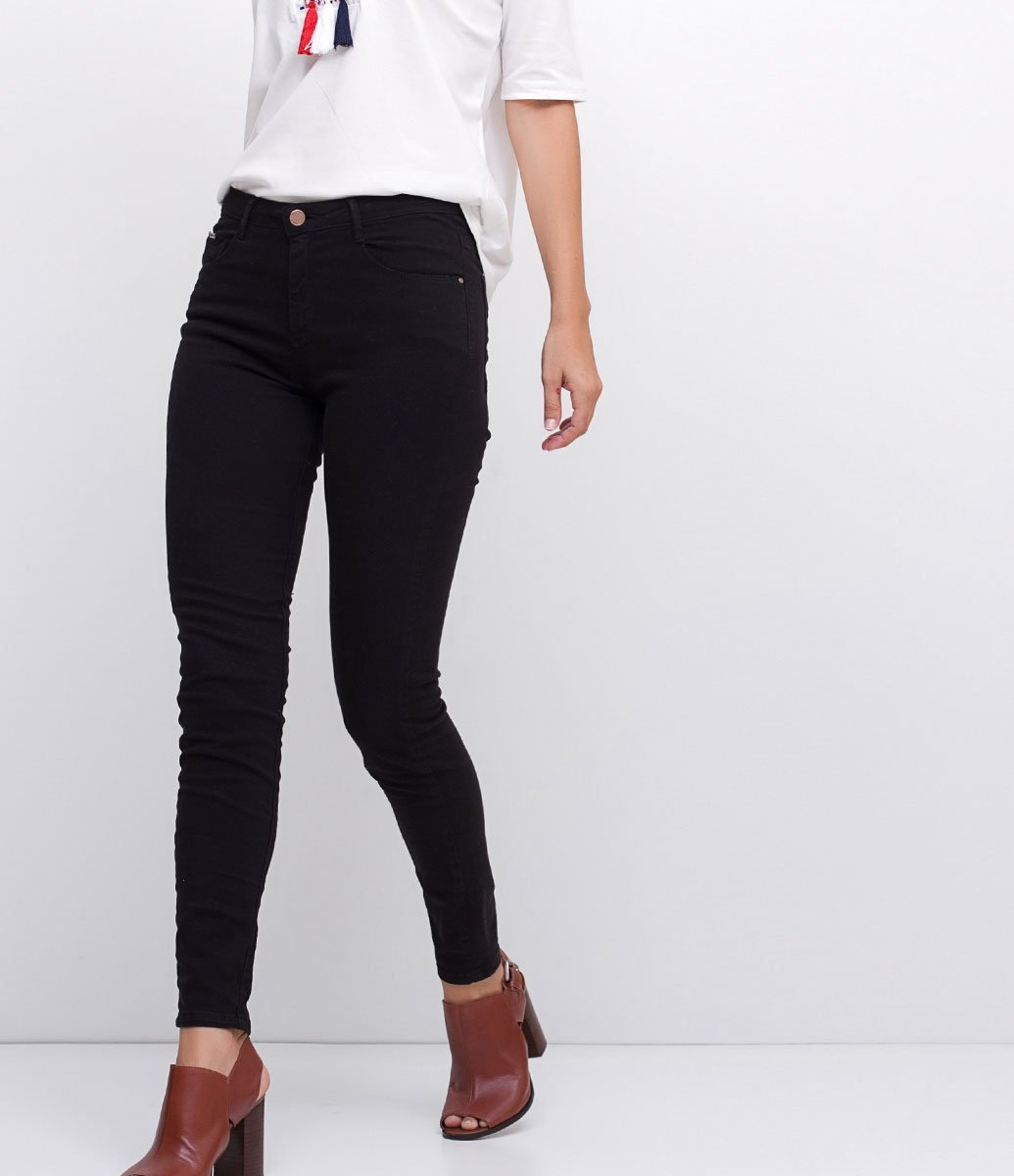 calça sarja feminina renner