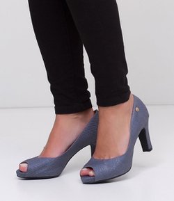 Sapato Feminino Peep Toe em Jeans Vizzano - Renner