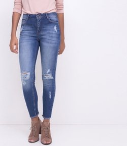 Calça Jeans Skinny com Puídos