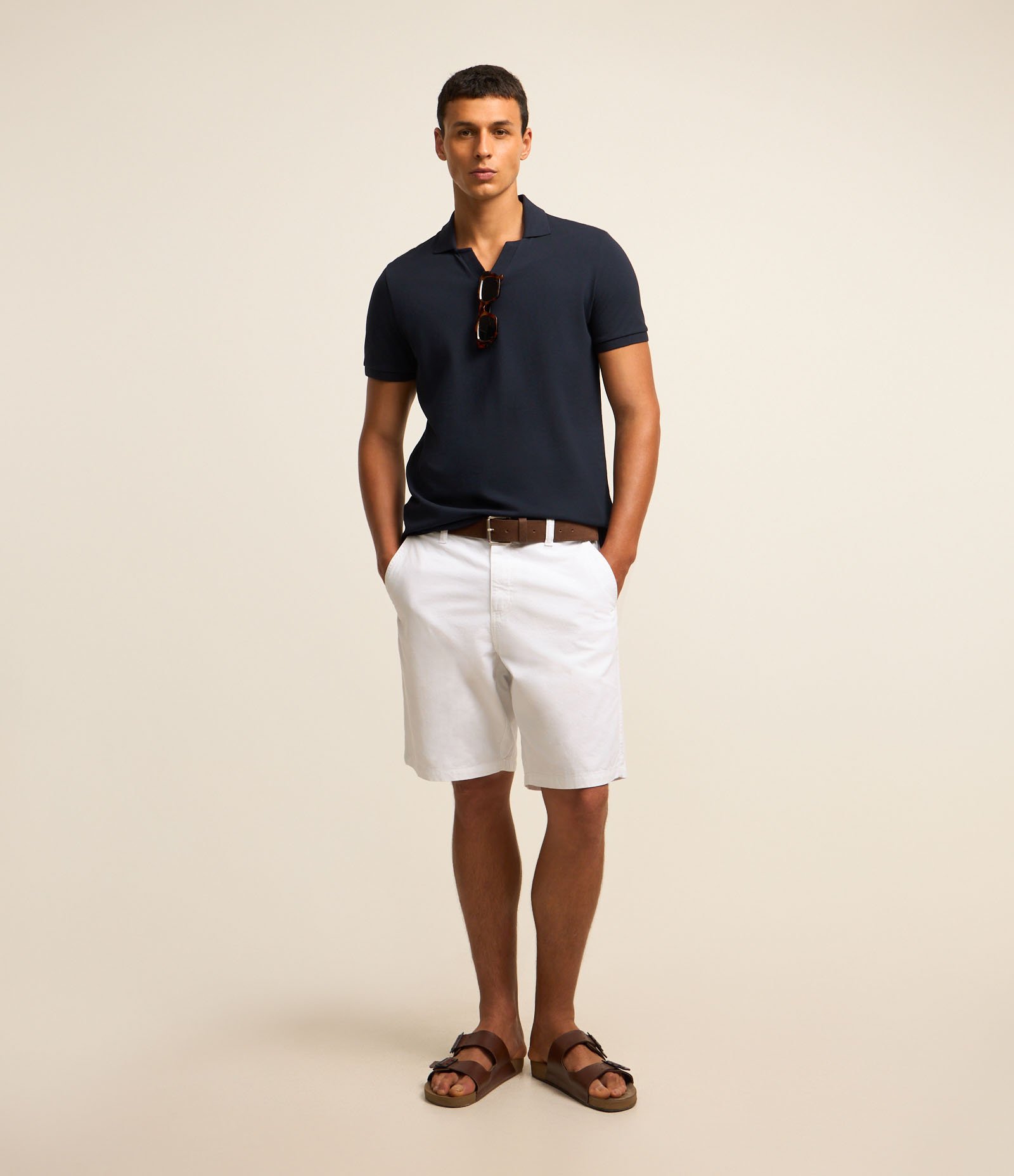 Bermuda Reta em Sarja com Bolso 1