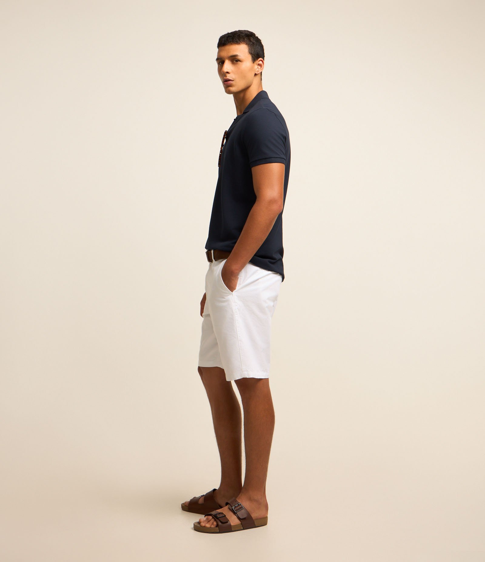 Bermuda Reta em Sarja com Bolso 5