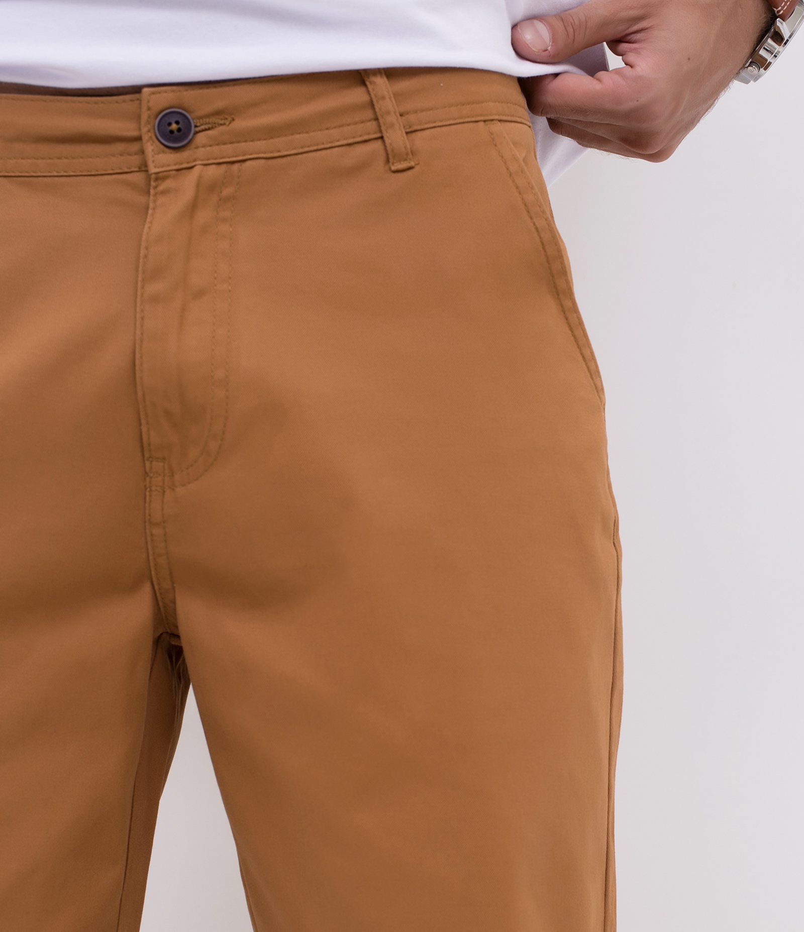 Bermuda Reta em Sarja com Bolso 3