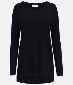 Blusa em Tricô com Decote V e Barra Mullet