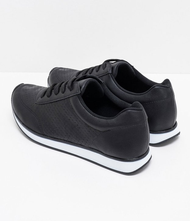 tênis jogging com furinhos via marte